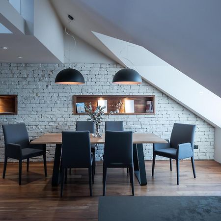 Authentic City Stay Ljubljana Exteriör bild