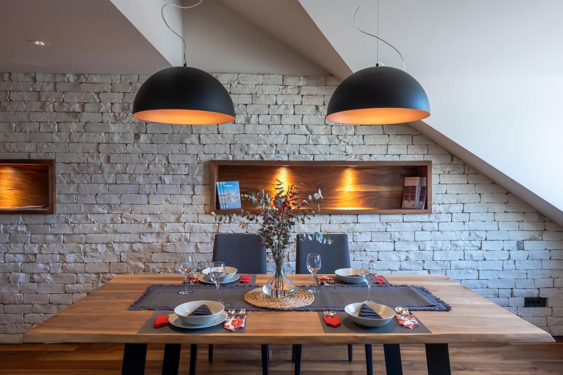 Authentic City Stay Ljubljana Exteriör bild