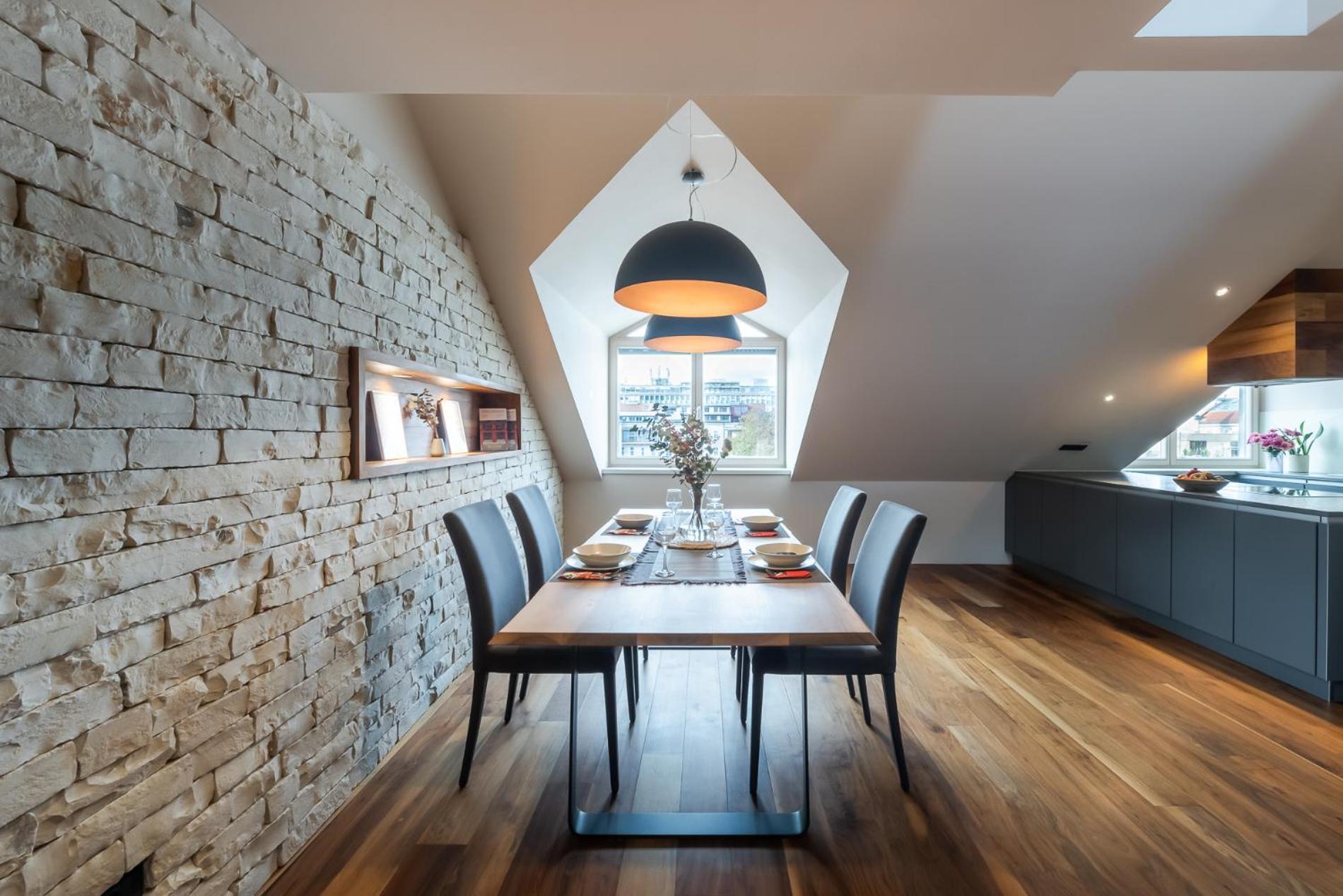 Authentic City Stay Ljubljana Exteriör bild